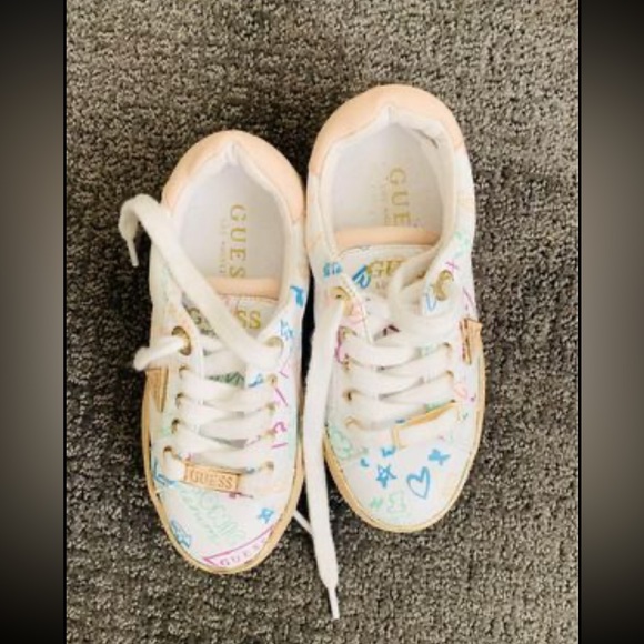 Guess Toddler Sneakers size 11 - Picture 3 of 3